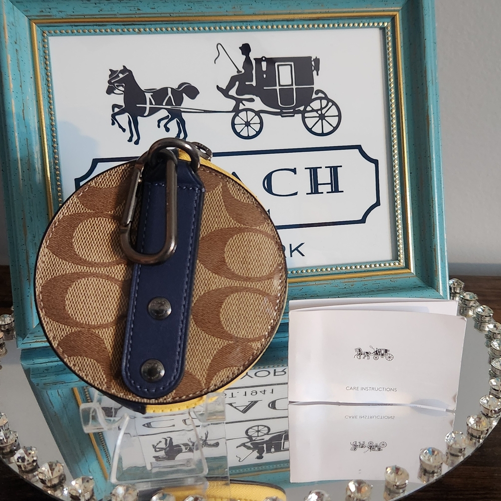 Coach Brown & Tan Signature Round Crossbody Coin Purse - Picture 4 of 7
